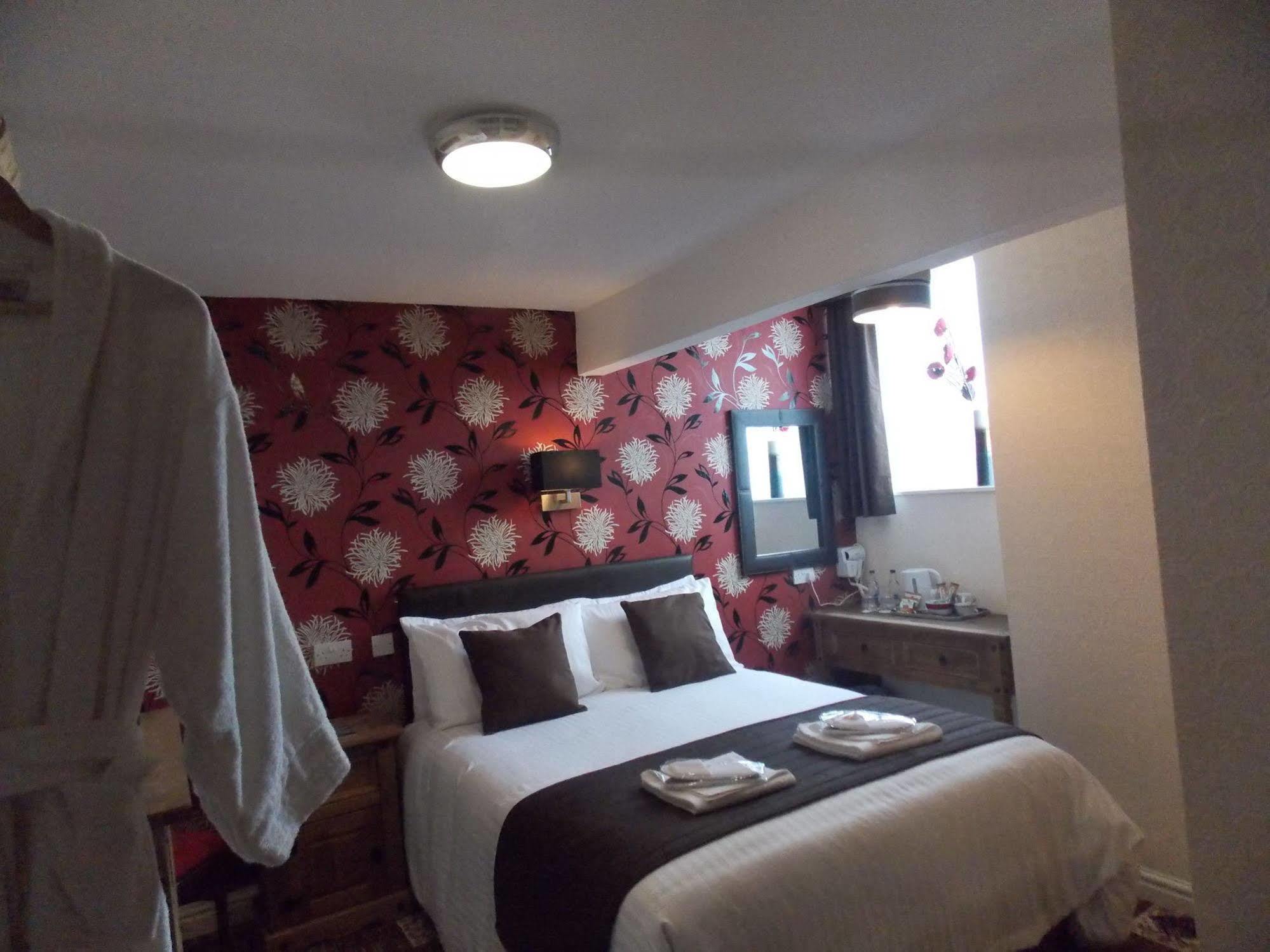 The Trafford Hotel แบล็คพูล ภายนอก รูปภาพ